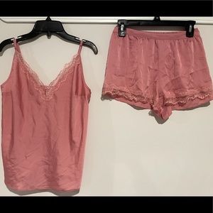 New with Tags Victoria’s Secret Tank & Shorts Sleep Set Blush Pink Size Large